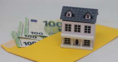 Voici le salaire minimum qu'il faut gagner en France pour acheter une maison en 2024