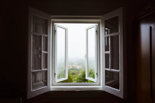 Comment ventiler votre logement en hiver sans le refroidir