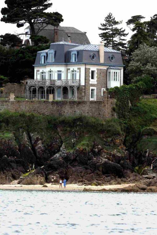 Nicolas Hulot et cette maison où il vit reclus en Bretagne