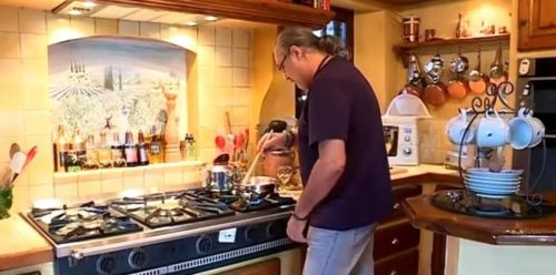 Patrick Hernandez et sa charmante maison provençale dans le Vaucluse