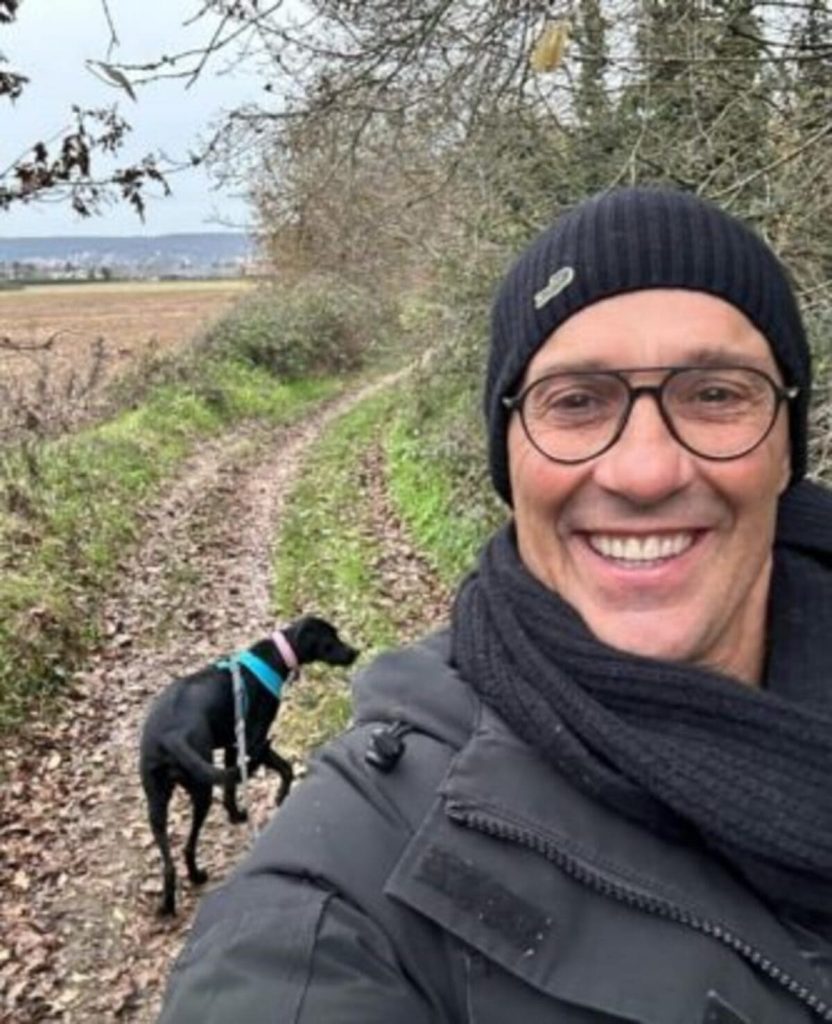 Julien Courbet et sa ferme en Normandie