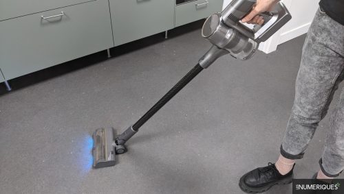 aspirateur balai